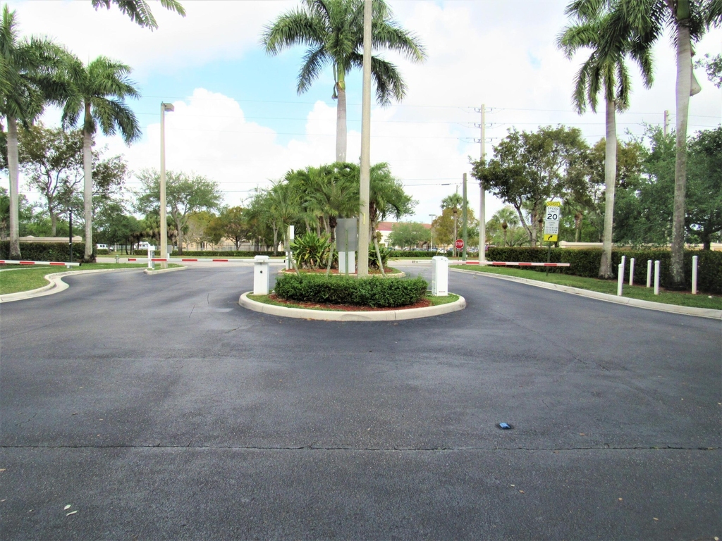 3810 N Jog Road - Photo 15
