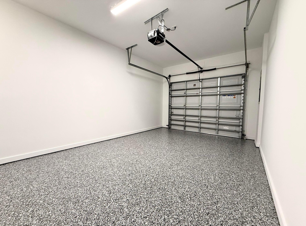 1030 Crystal Way - Photo 18