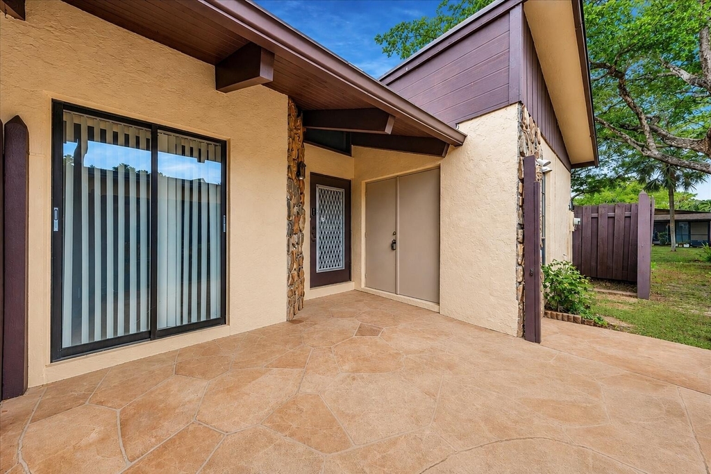 412 Briarwood Circle - Photo 5