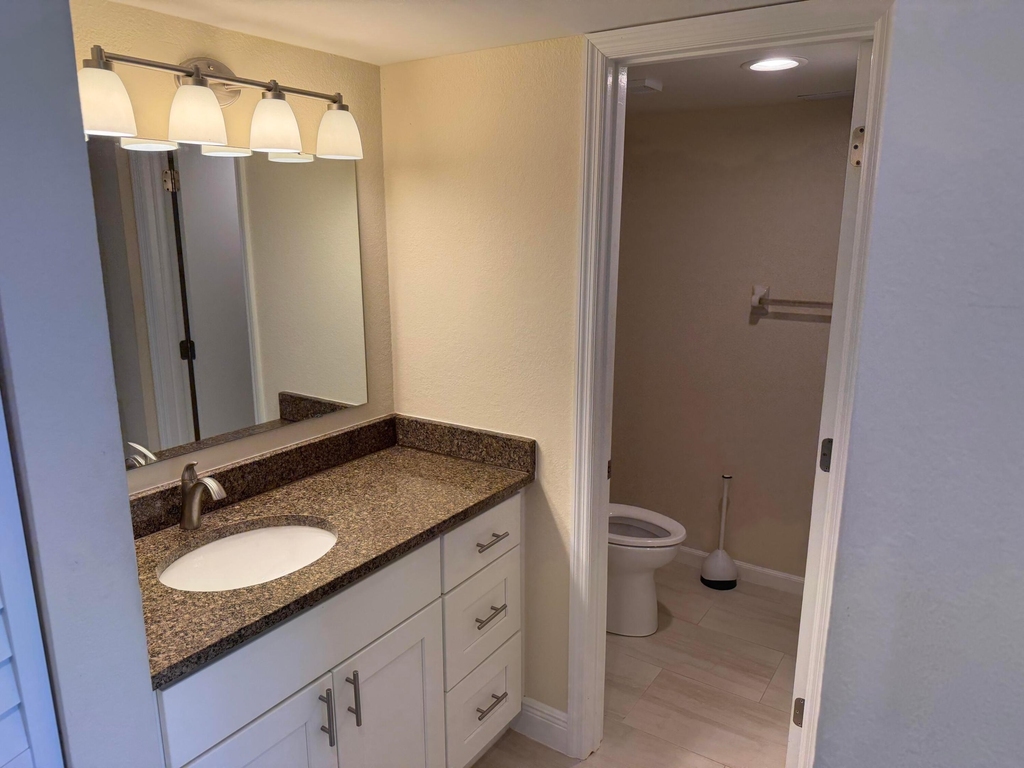 1512 Se Royal Green Circle - Photo 6