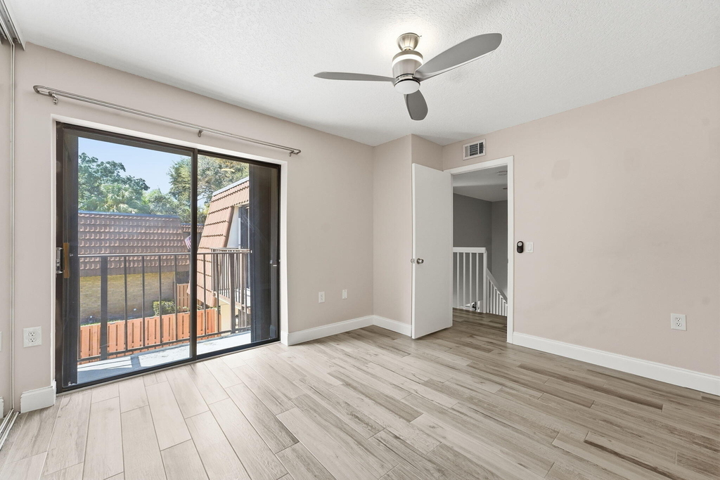 236 Charter Way - Photo 16
