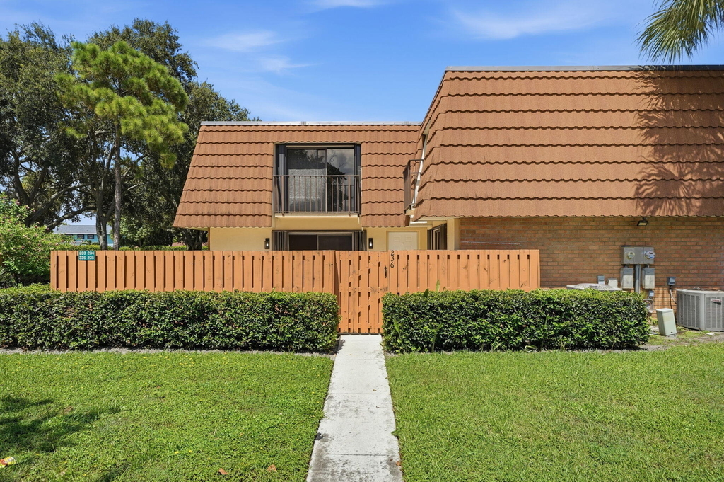 236 Charter Way - Photo 20