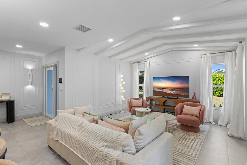1050 Sw 1st Street - Photo 6