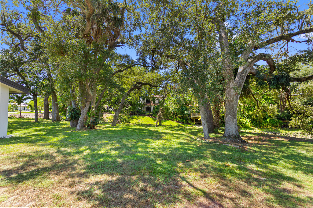 1050 Sw 1st Street - Photo 34
