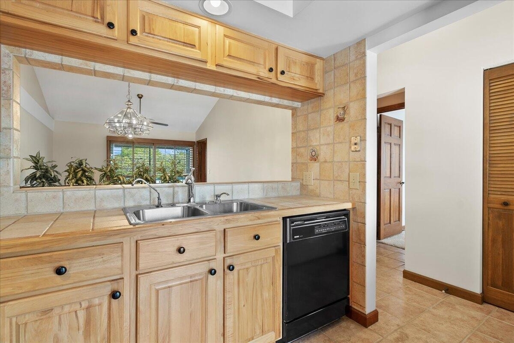 1481 Ne 14th Court - Photo 5