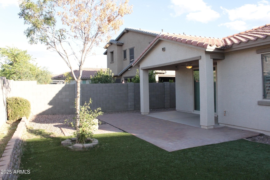 11554 W Lone Tree Trail - Photo 16