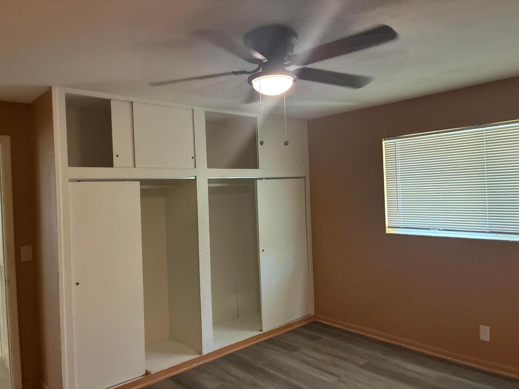 517 Silver Beach Road - Photo 3