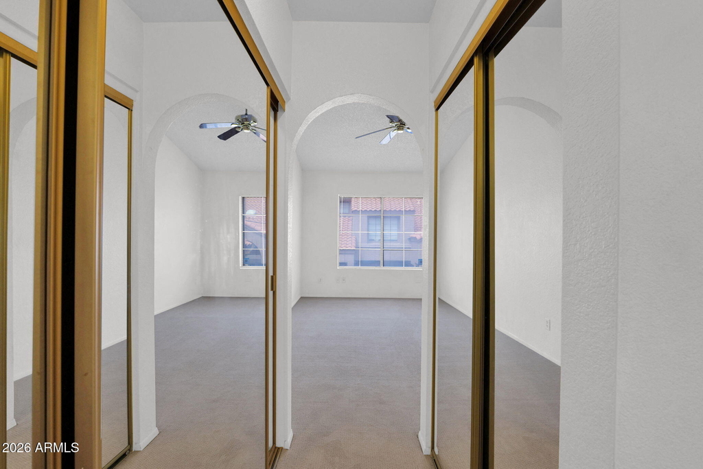 819 N College Avenue - Photo 21