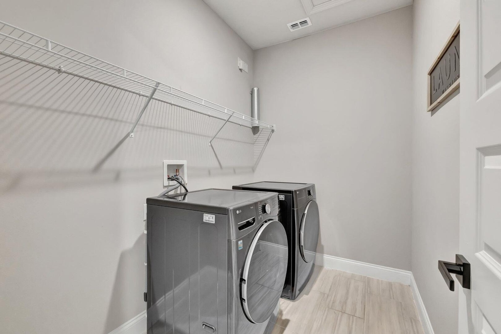 8606 Dahlia Circle - Photo 25