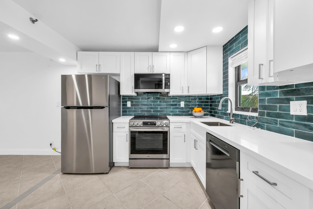 9235 Sw 8th Street - Photo 4