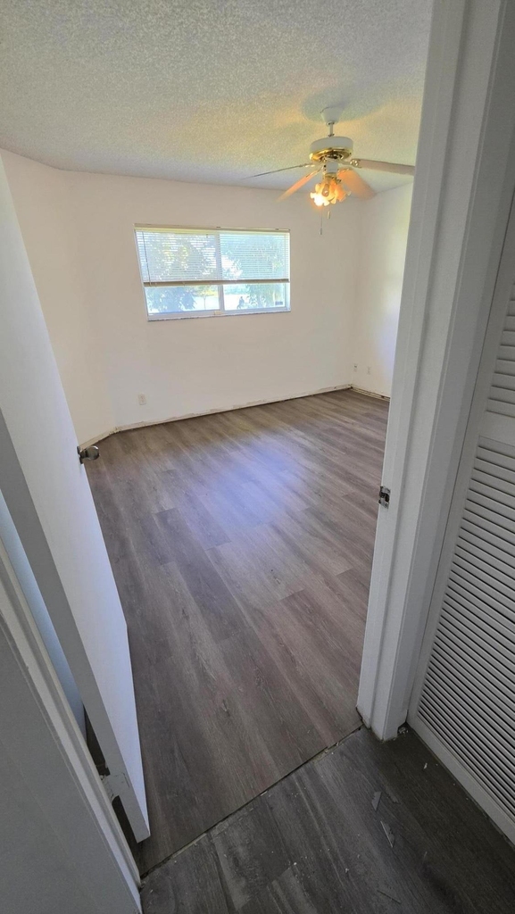 3453 Nw 44th Street - Photo 9