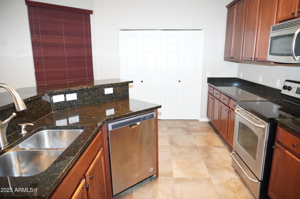 3330 S Gilbert Road - Photo 5