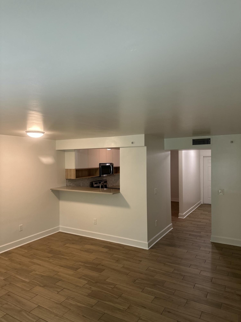 8710 Nw 35th Street - Photo 13