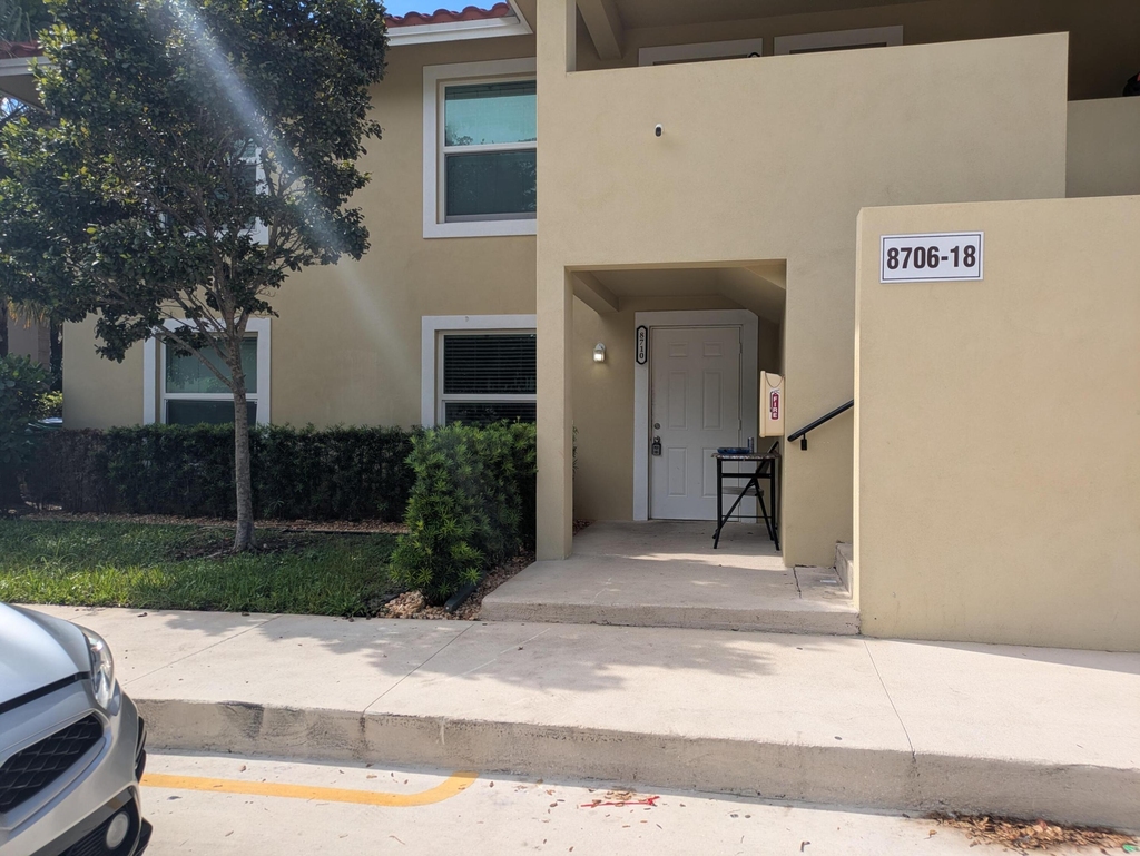 8710 Nw 35th Street - Photo 9