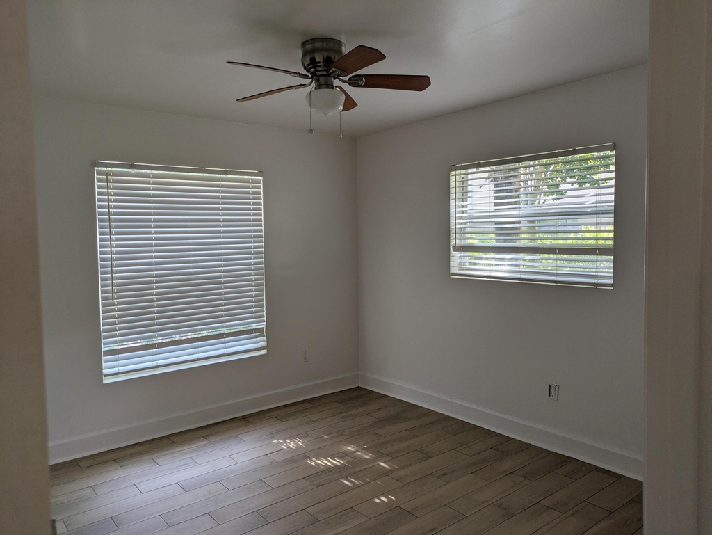 8710 Nw 35th Street - Photo 3