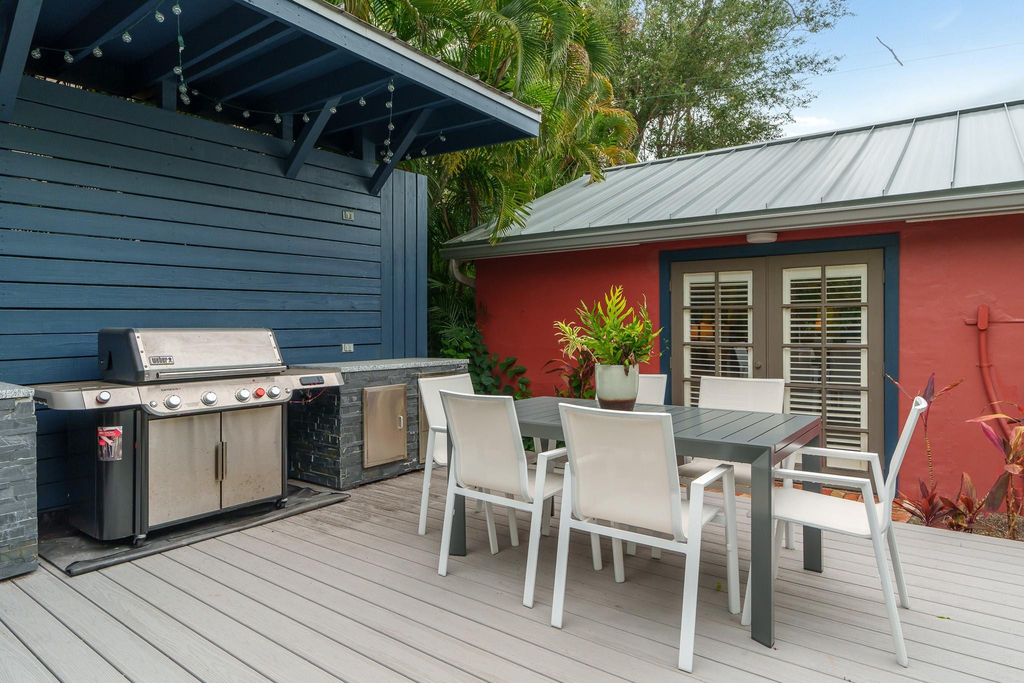 1609 Ne 2nd Court - Photo 10