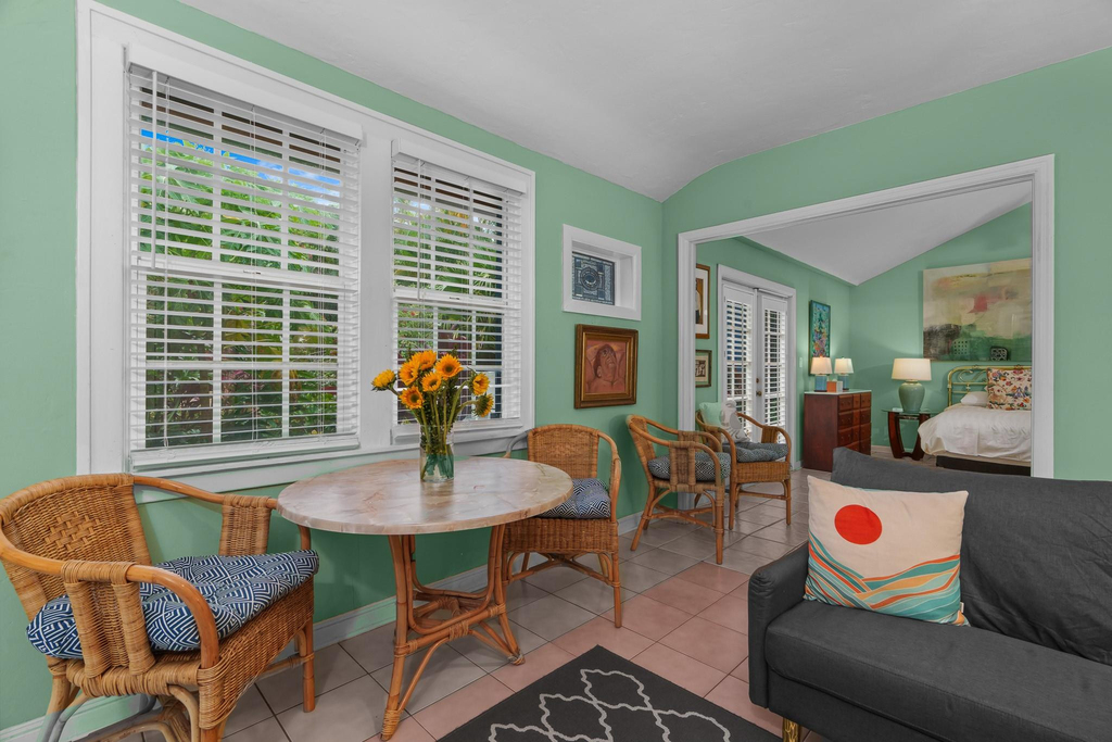 1609 Ne 2nd Court - Photo 16