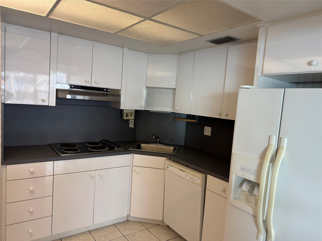 3800 Galt Ocean Drive - Photo 36