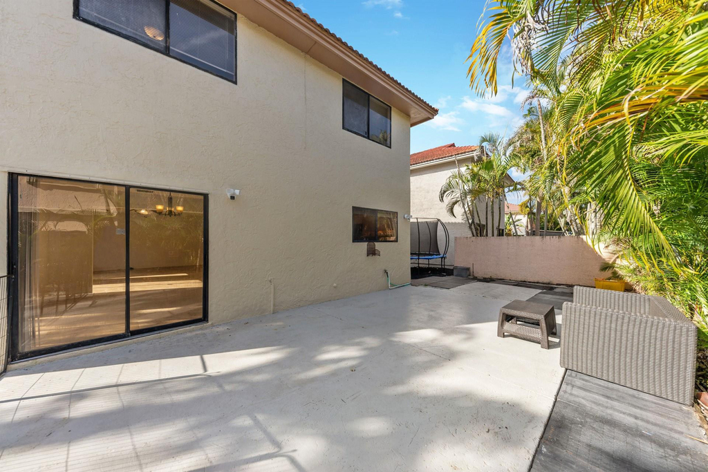 476 Nw 38th Terrace - Photo 12