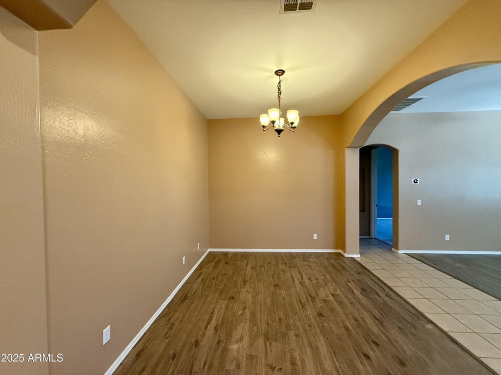 4601 W Moss Springs Road - Photo 8