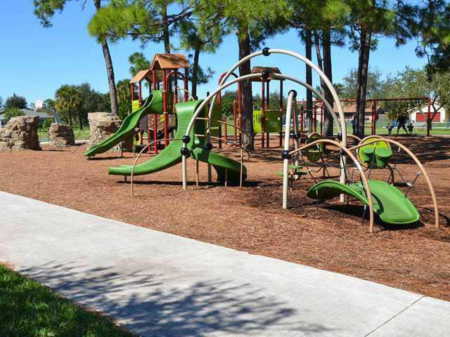 376 La Mancha Avenue - Photo 13