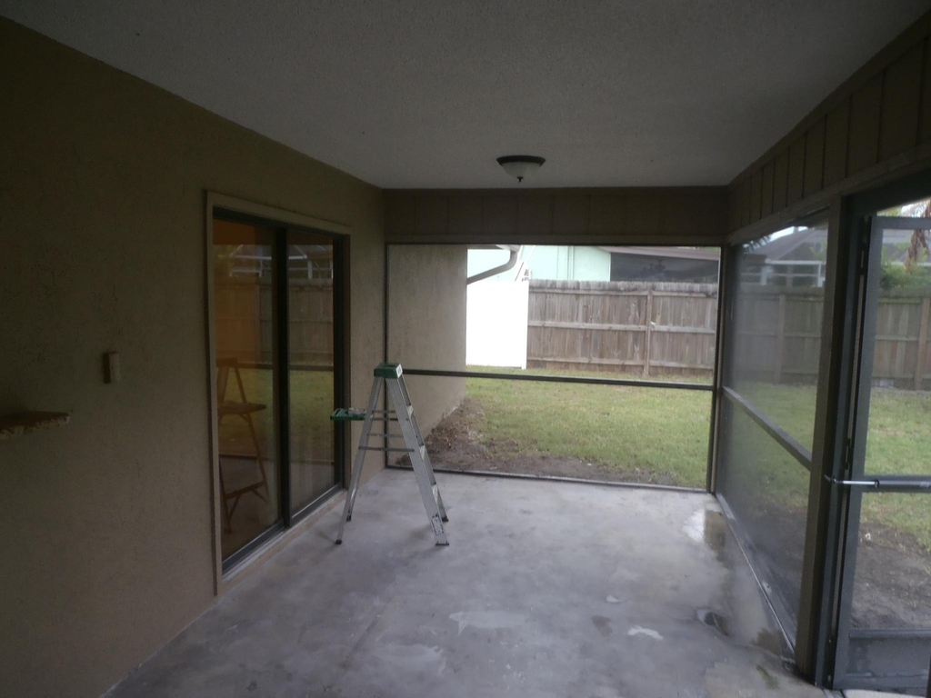 376 La Mancha Avenue - Photo 9