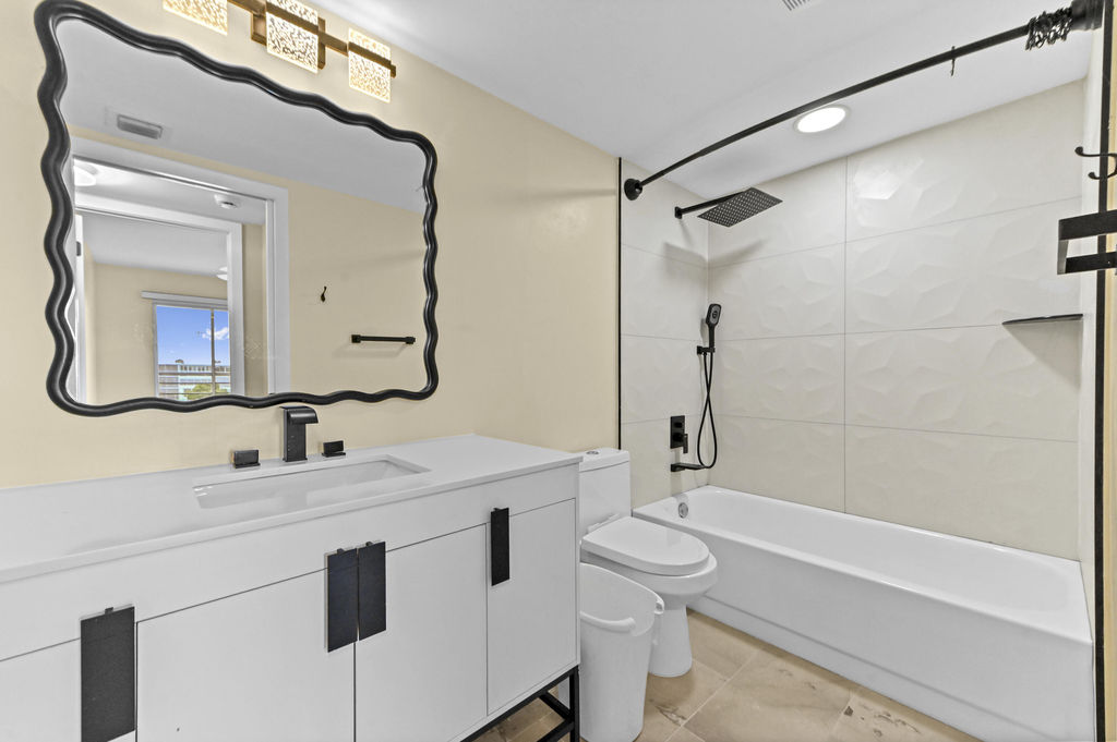 4055 Wolverton C - Photo 20