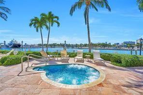 1 Las Olas Circle - Photo 5