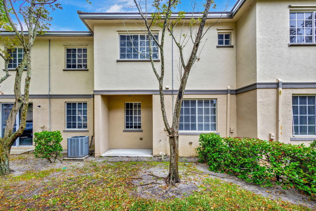 1302 Lucaya Drive - Photo 30