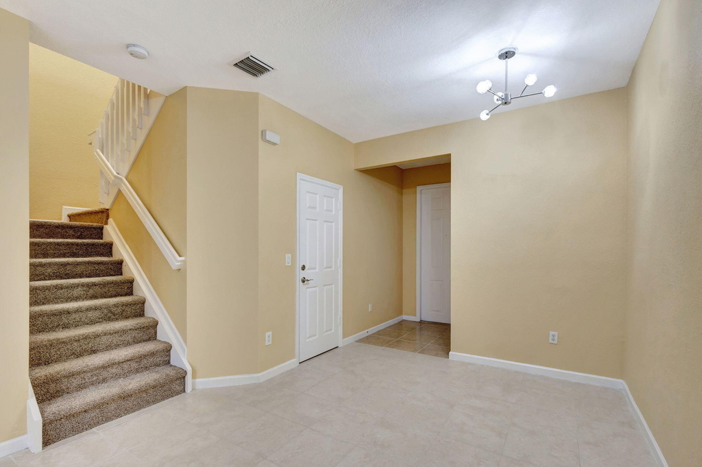 1302 Lucaya Drive - Photo 6