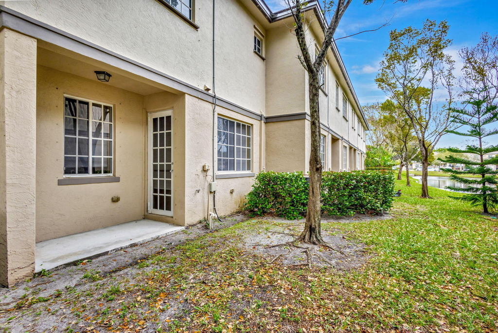 1302 Lucaya Drive - Photo 49