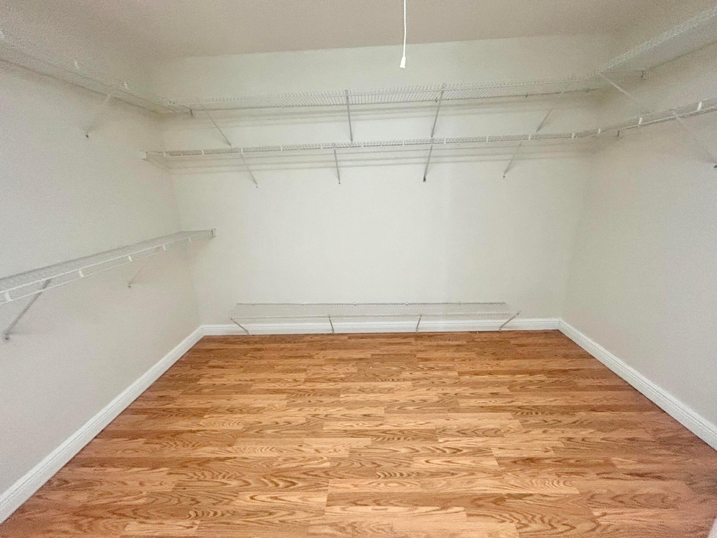 127 Saratoga Boulevard W - Photo 40