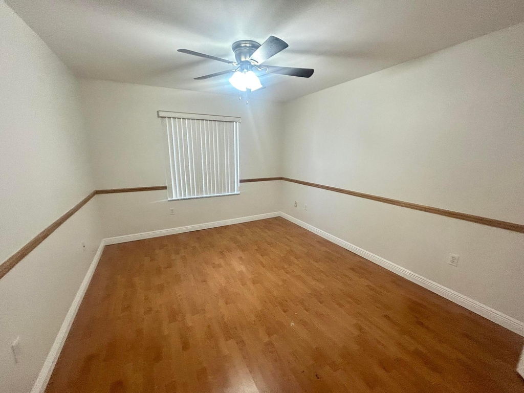 127 Saratoga Boulevard W - Photo 43