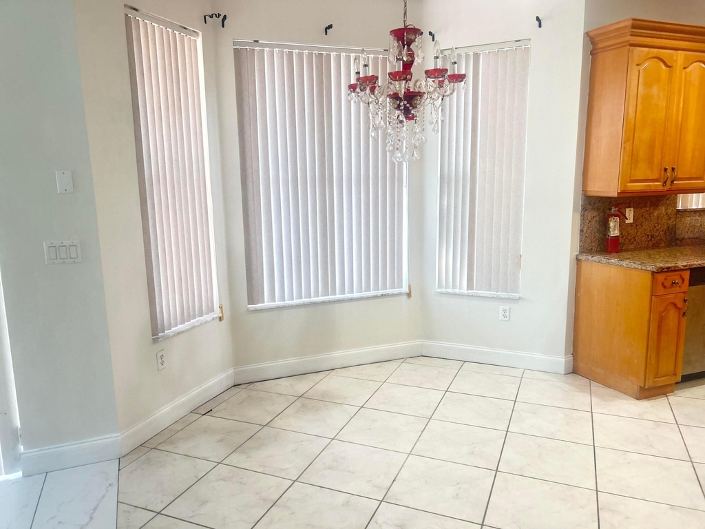 127 Saratoga Boulevard W - Photo 33