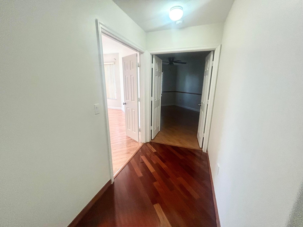 127 Saratoga Boulevard W - Photo 44