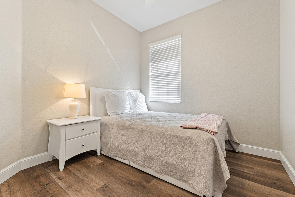 1561 Se Wilshire Place - Photo 9