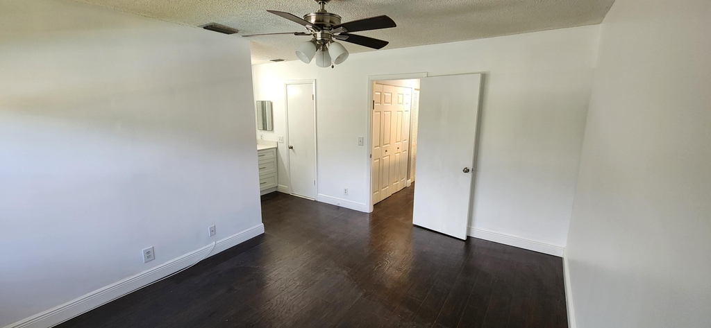 6327 Walk Circle - Photo 18