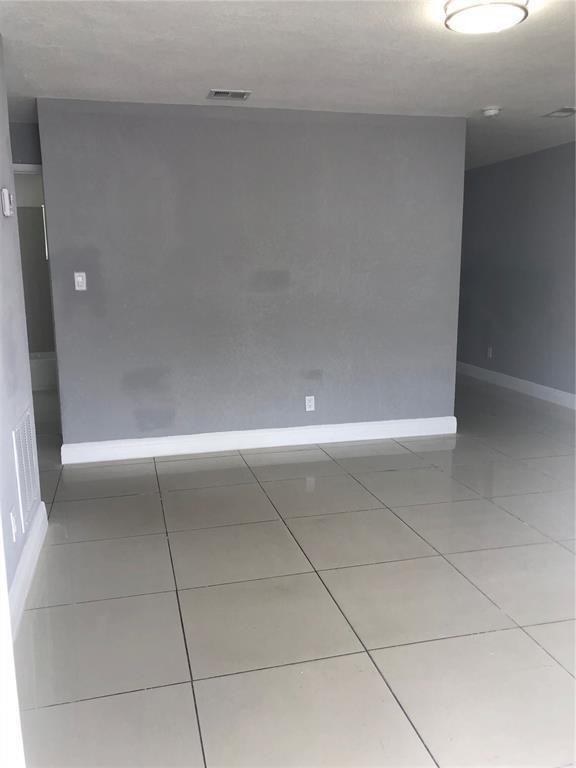 839 Nw 14th Way - Photo 4