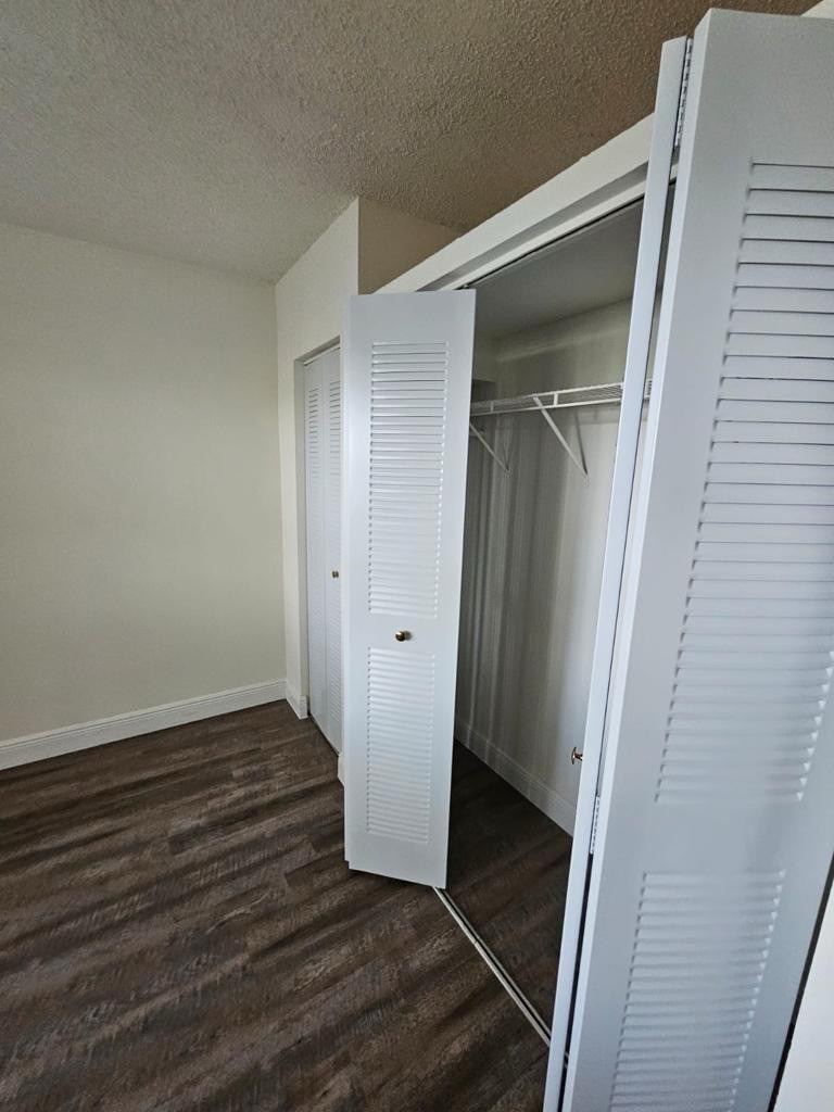 18335 Nw 68 Avenue - Photo 1