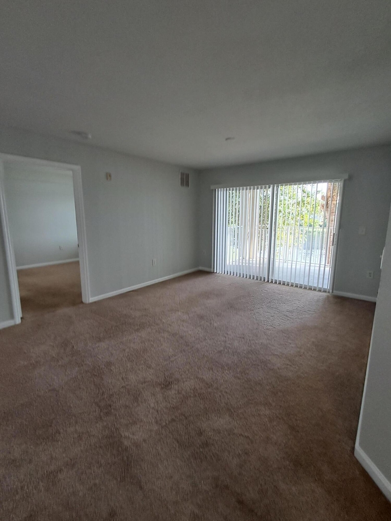 181 Sw Palm Drive - Photo 26