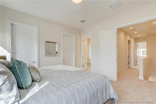 686 Ne 43rd Street - Photo 23