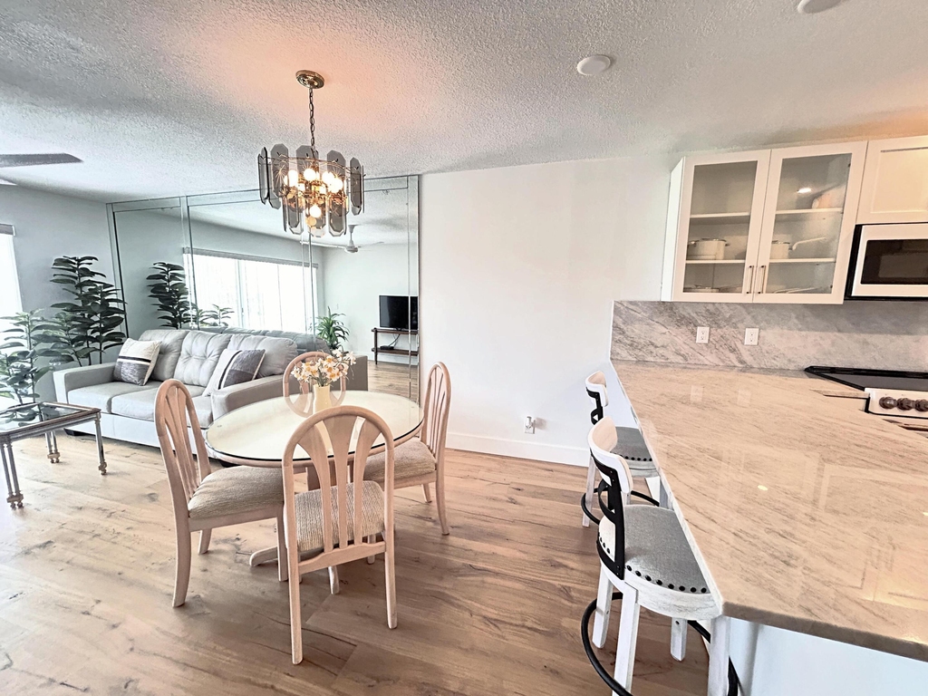 1030 Silk Oak Terrace - Photo 4