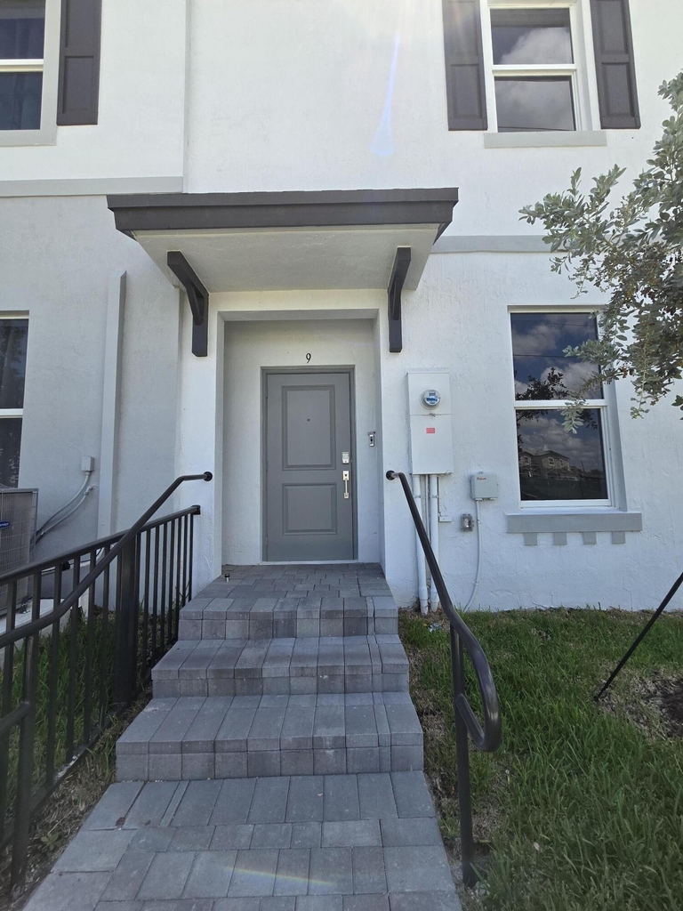 15671 Sw 280th Street - Photo 0