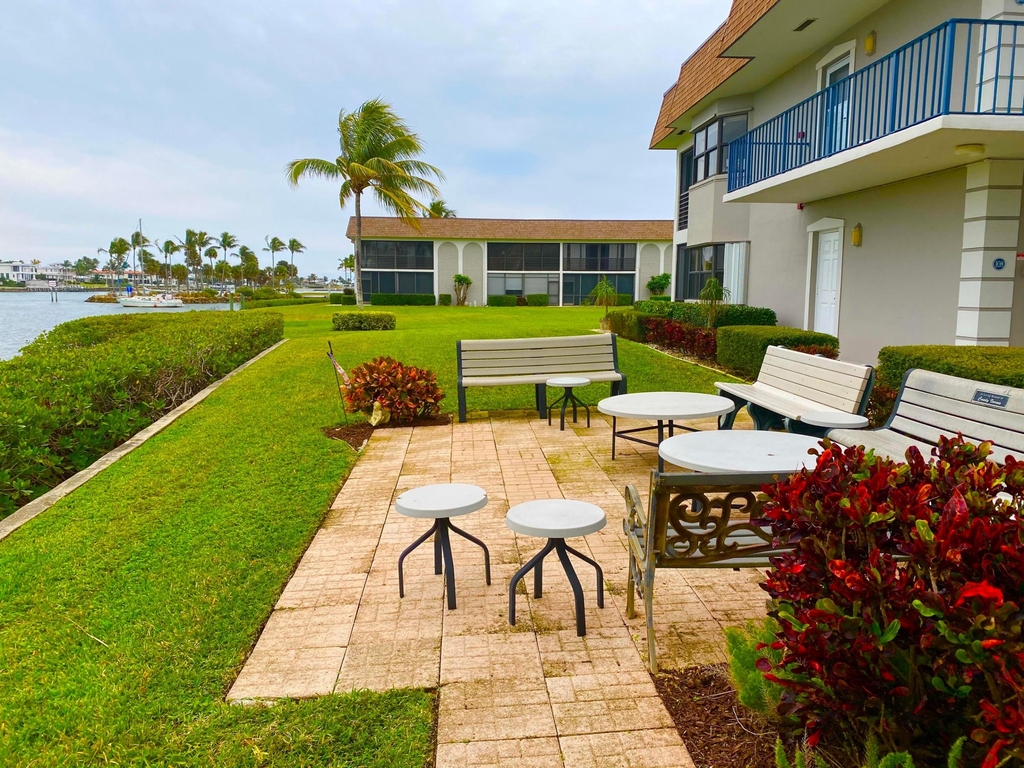 755 Saturn Street - Photo 12