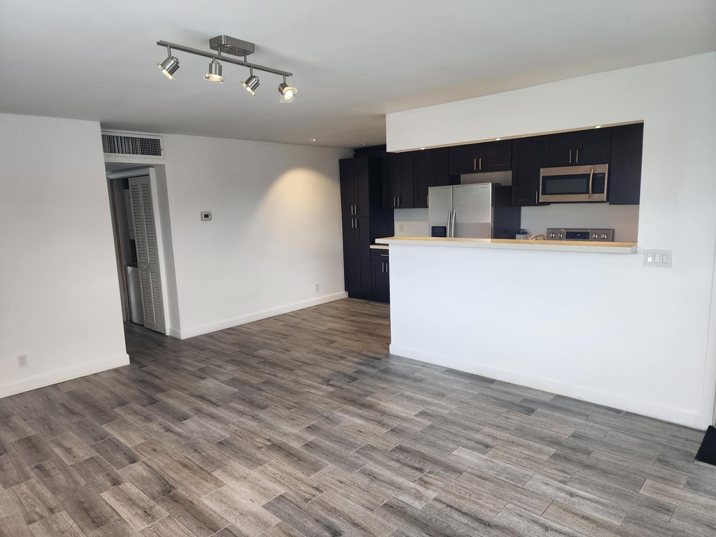 6200 Ne 22nd Way - Photo 17