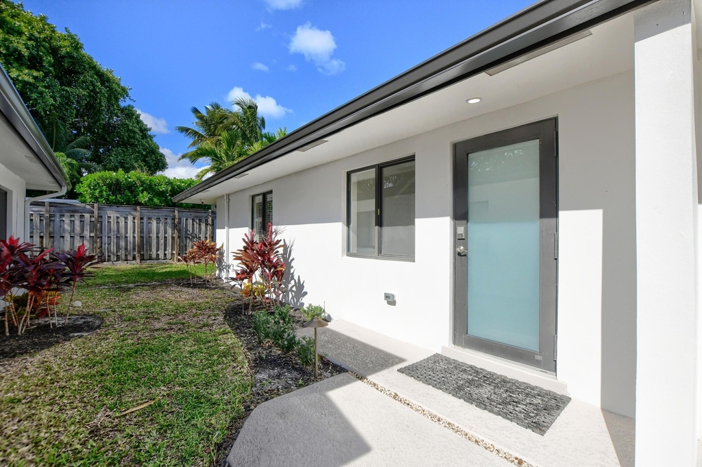 2503 Oceanview Avenue - Photo 11