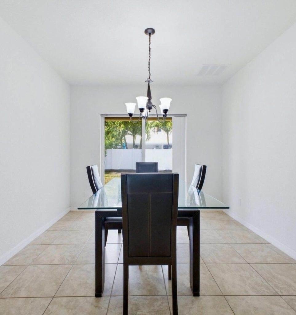 113 Se 3rd Avenue - Photo 0