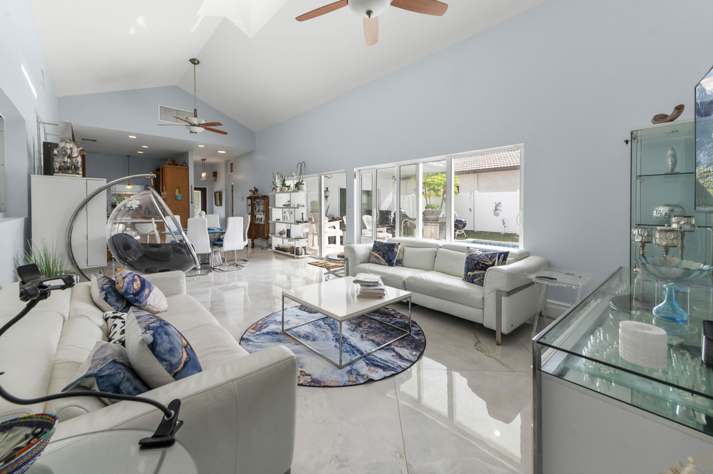 1516 Se 10th Street - Photo 6