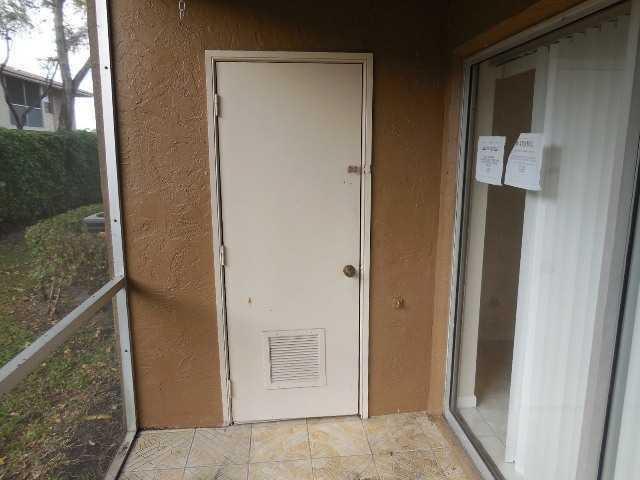 8393 Royal Palm Boulevard - Photo 14