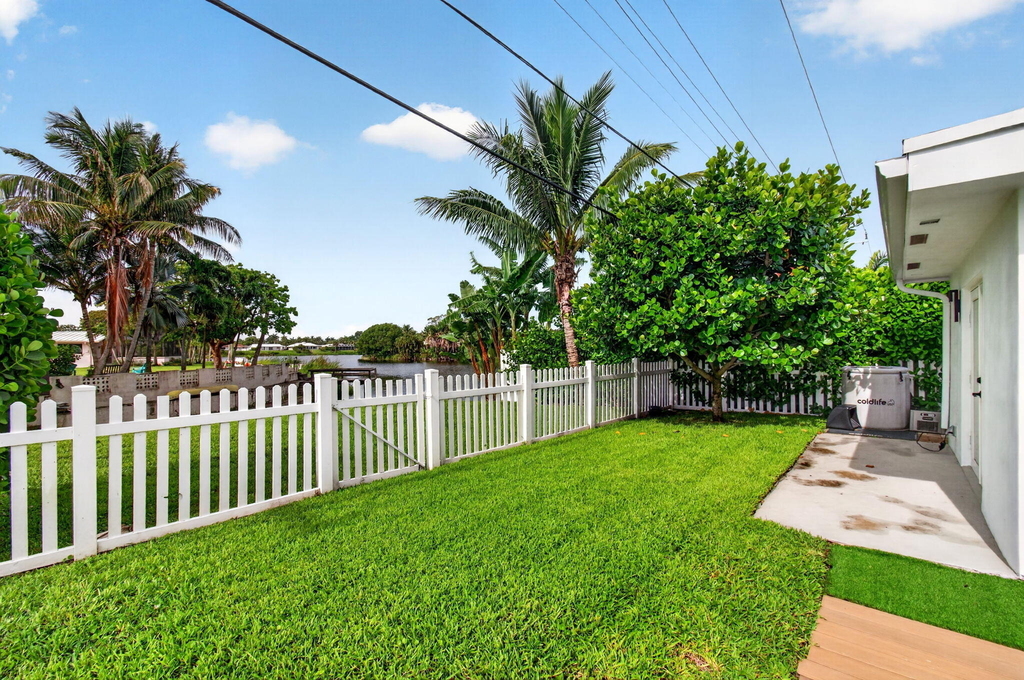 998 Sw 7th Street - Photo 80